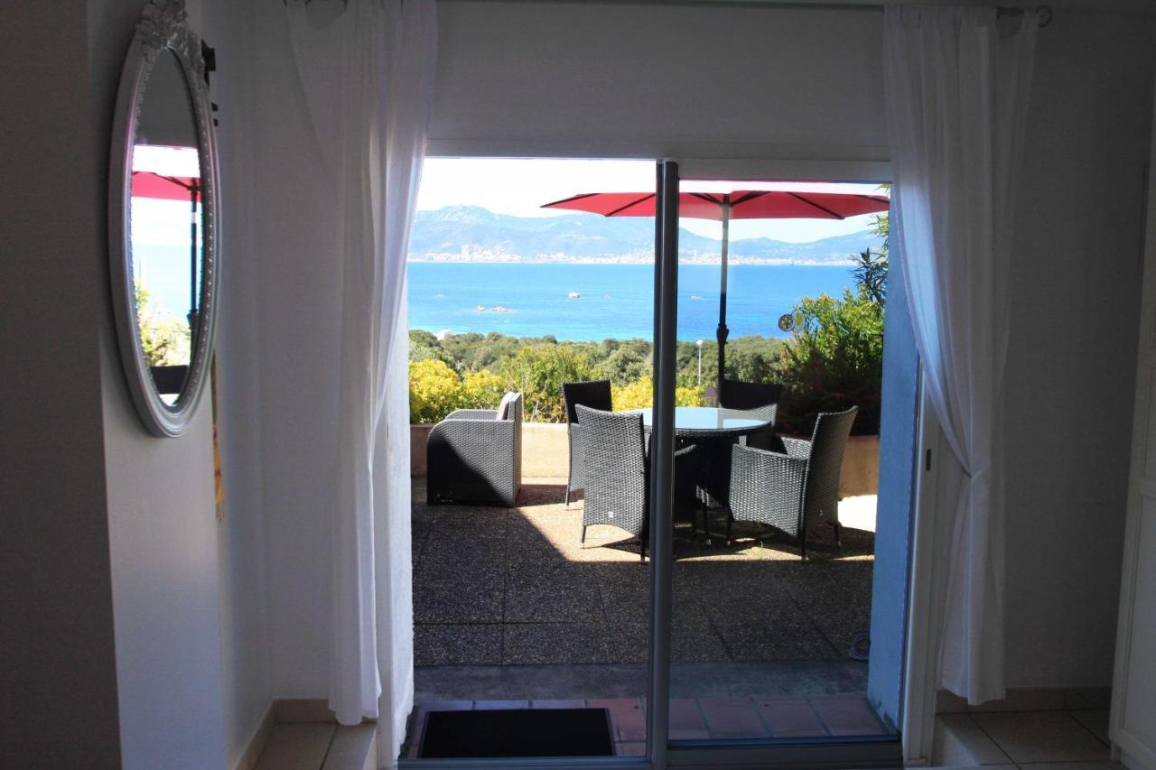 Villa Ghiatone Pietrosella Εξωτερικό φωτογραφία